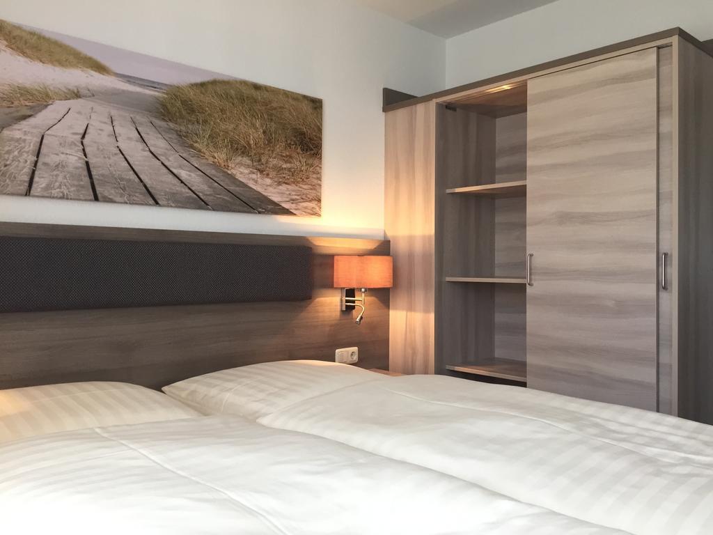 Appartementanlage Zur Seemoewe Инзел Поел Стая снимка